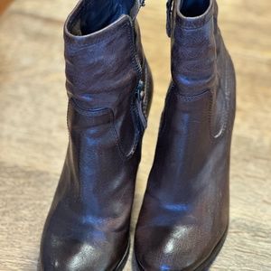 FRYE Stack Heel (3.5") Ankle Boot